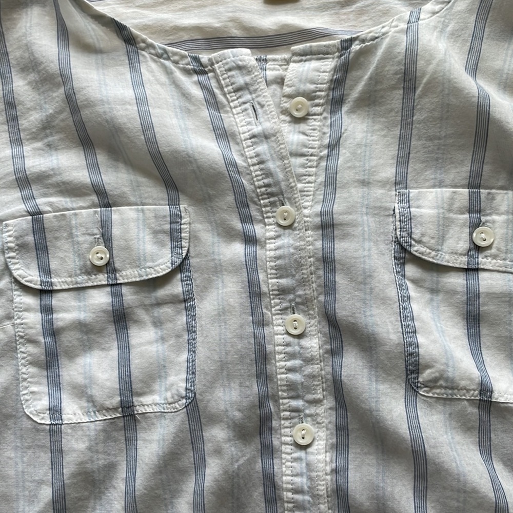 Button Down - Picture 2 of 4